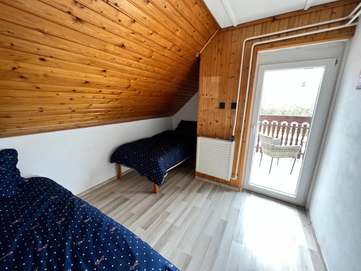 A Festo Vendeghaza / The Painter'S Guest House Zanka Exterior photo